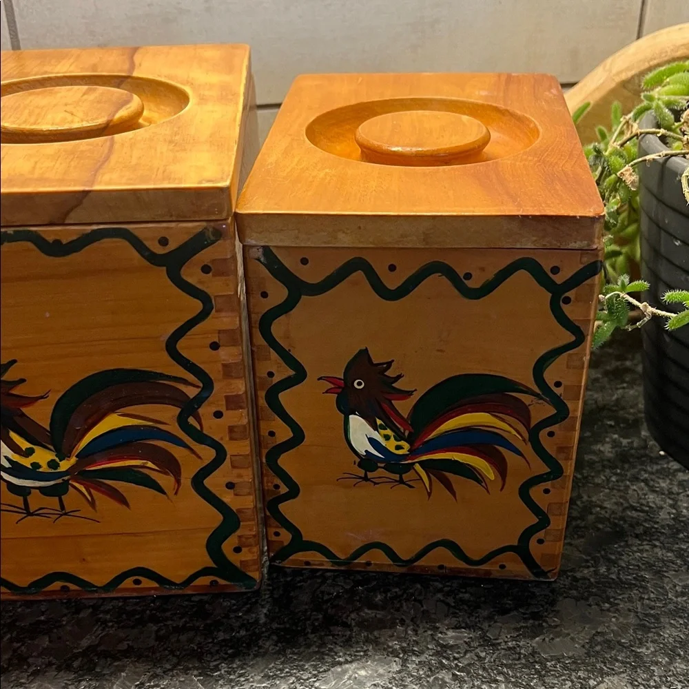 Woodpecker Woodware  painted Set of Rooster Design Wood Canisters. ADORABLE